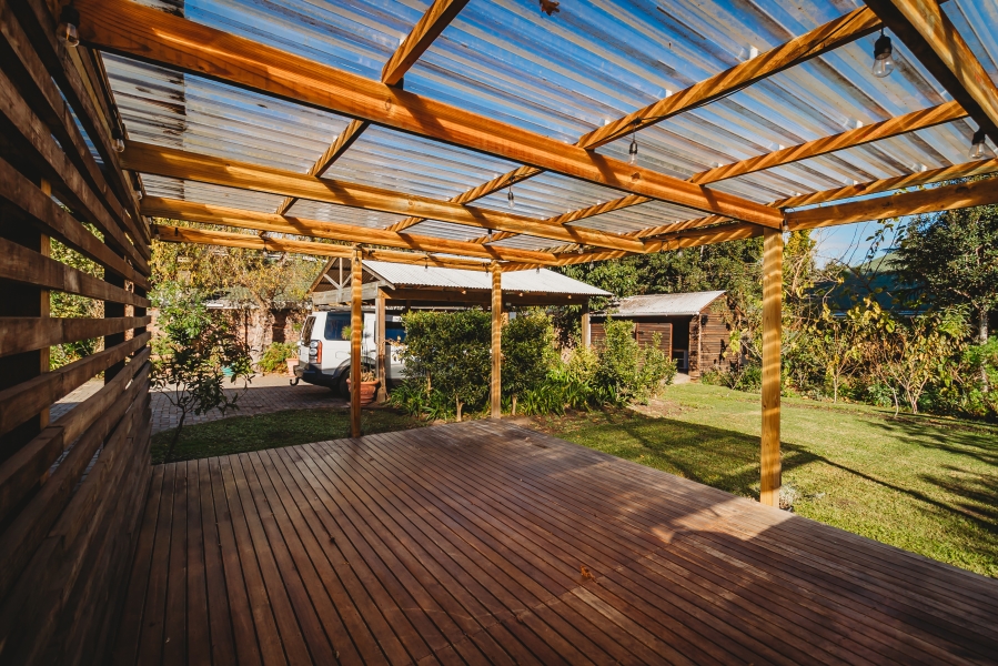 6 Bedroom Property for Sale in Heatherlands Western Cape